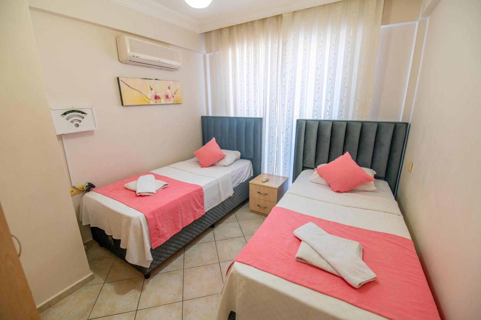 Sunset Beach Villas y apartamentos Fethiye Exterior foto