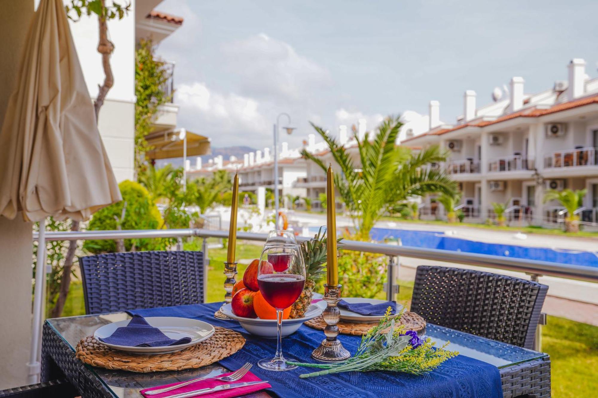 Sunset Beach Villas y apartamentos Fethiye Exterior foto