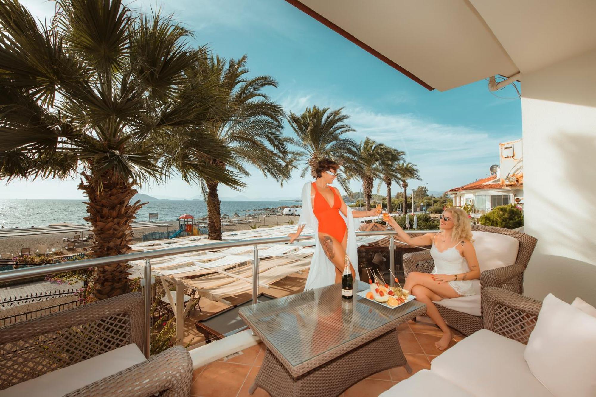 Sunset Beach Villas y apartamentos Fethiye Exterior foto
