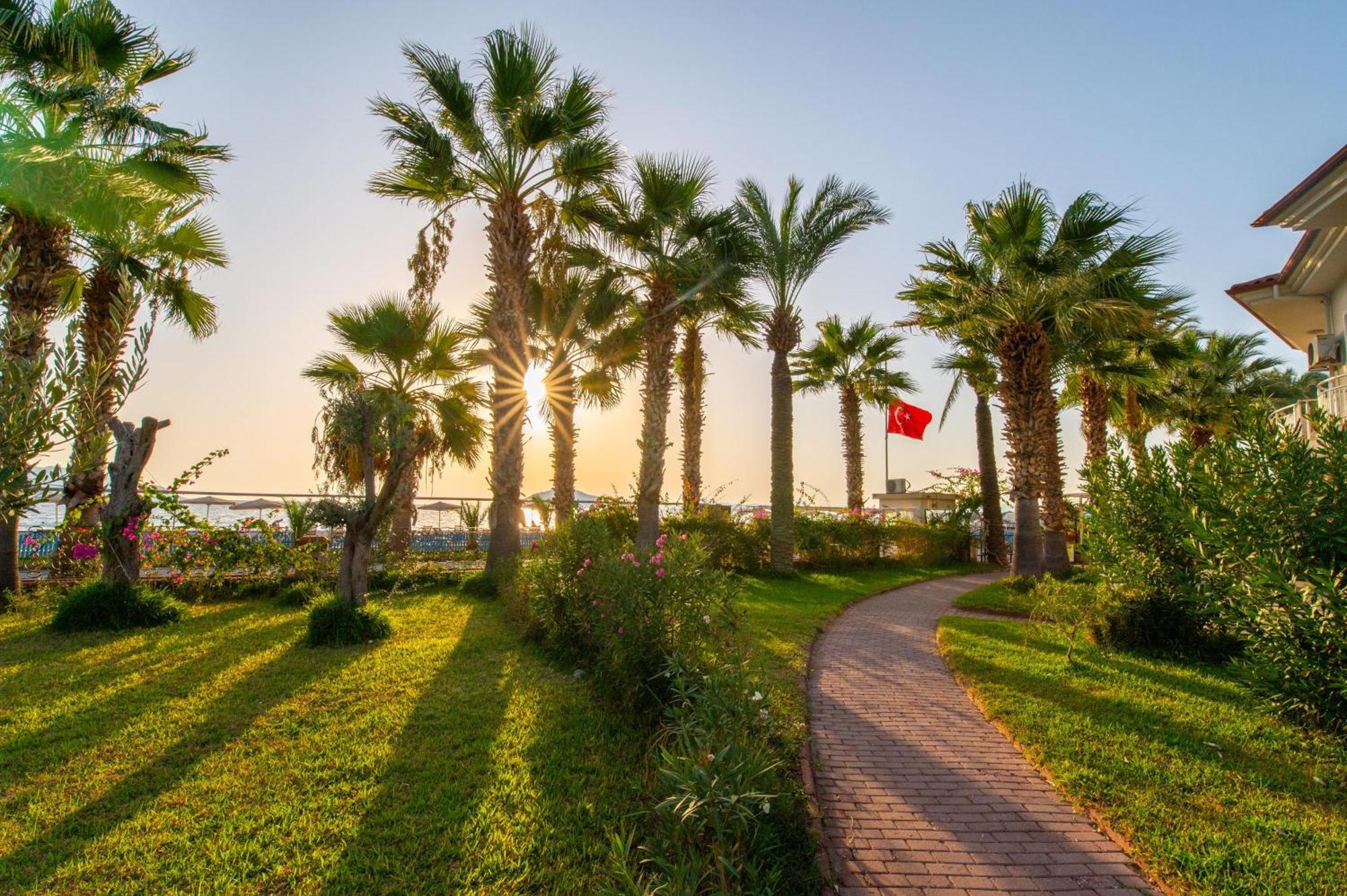 Sunset Beach Villas y apartamentos Fethiye Exterior foto